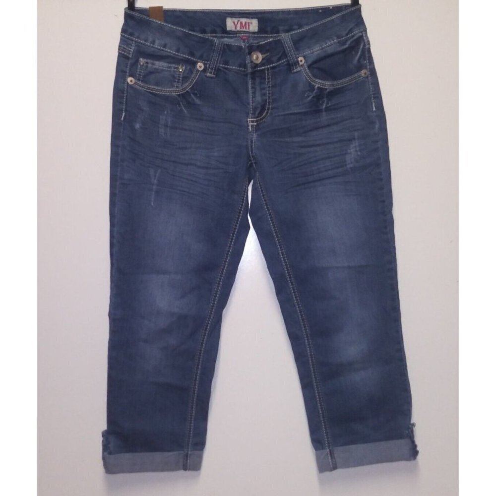 YMI Women's Denim Capri Jeans Sz 5 Dark Distressed Stretch embroidered pockets - Picture 3 of 10